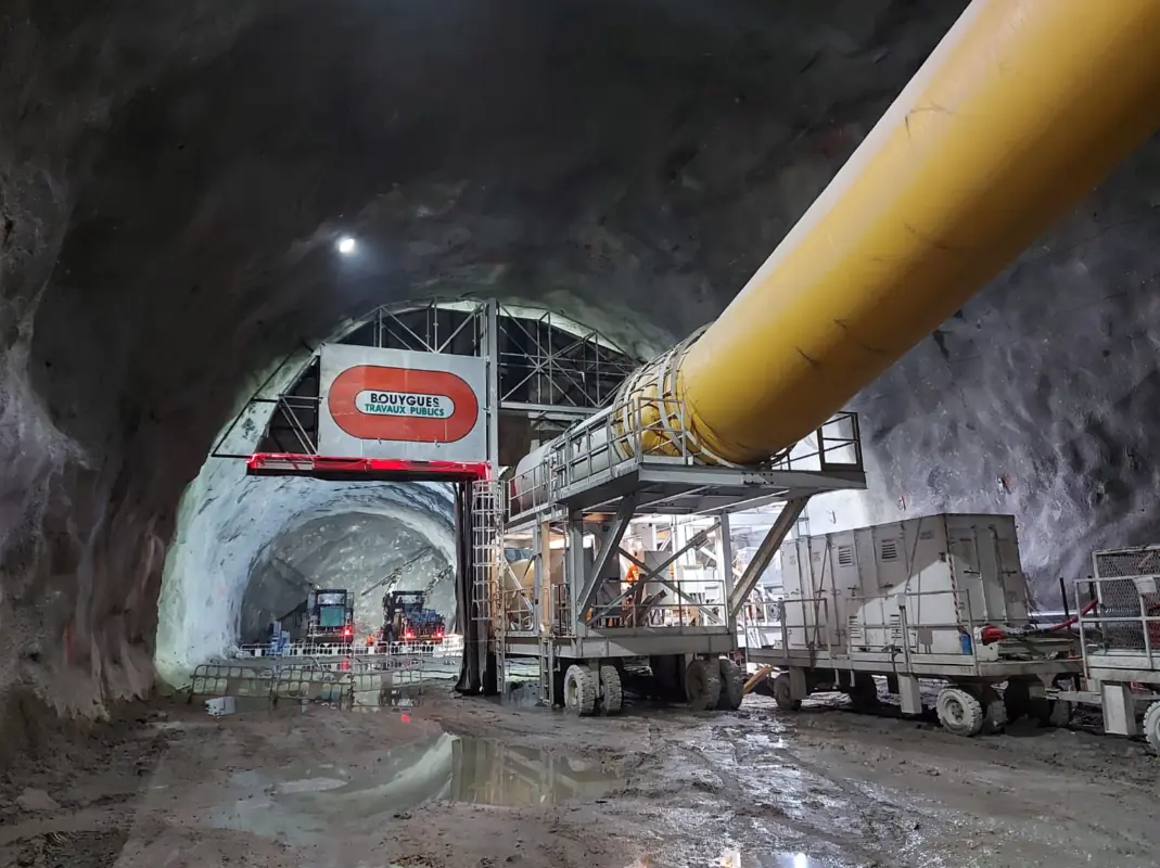 Tunnel excavation cycles